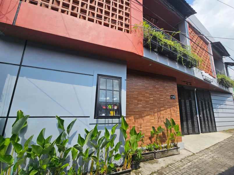 dijual kost kaliurang km 14