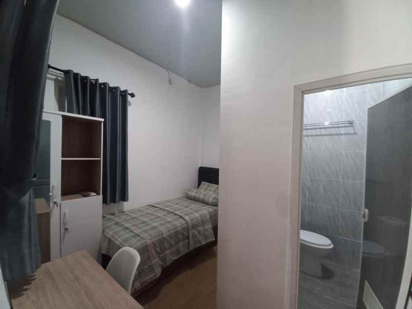 dijual kost kaliurang km 14