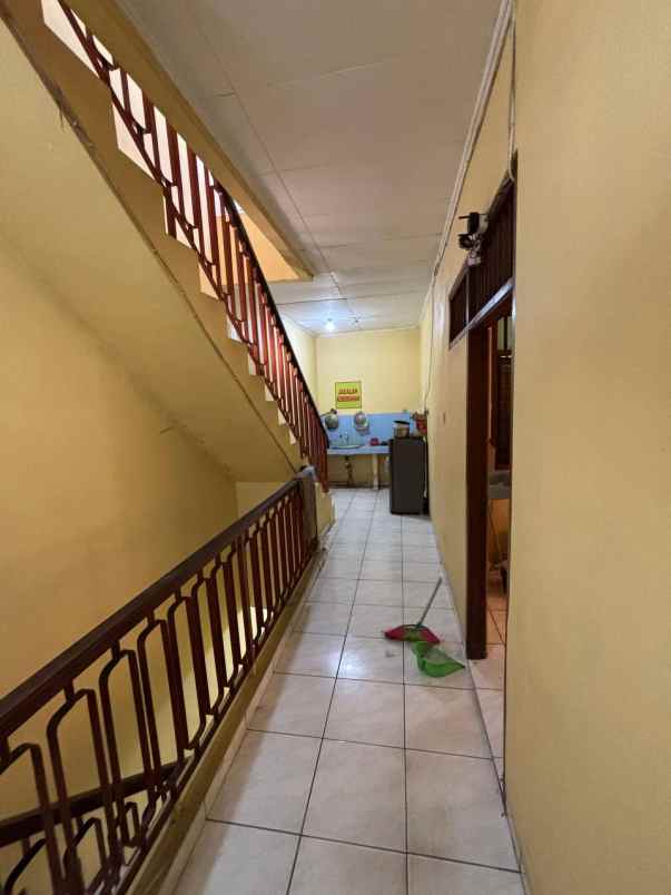 dijual kost petamburan