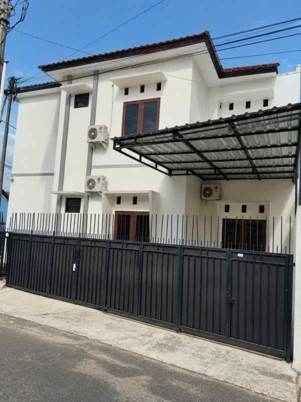 dijual kost pogung