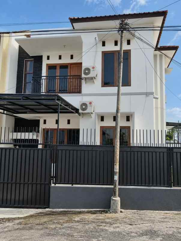 dijual kost pogung