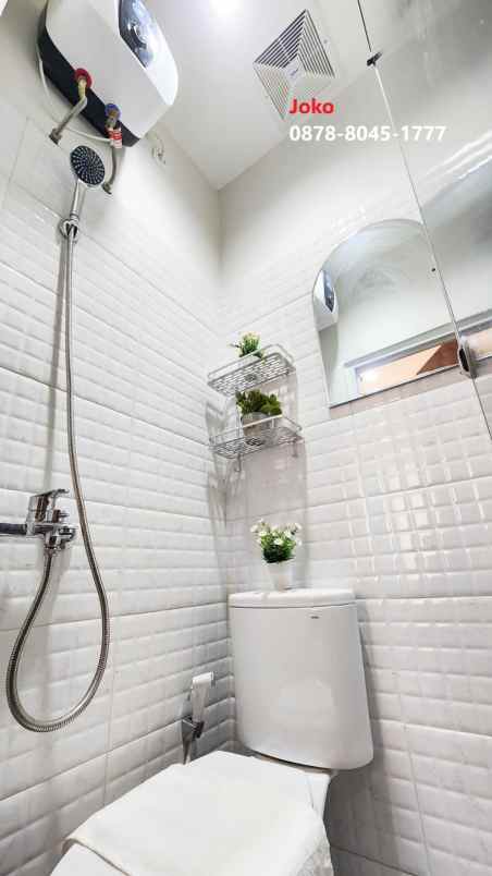 dijual kost tanjung duren