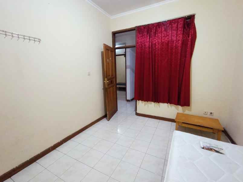 dijual kost tubagus ismail