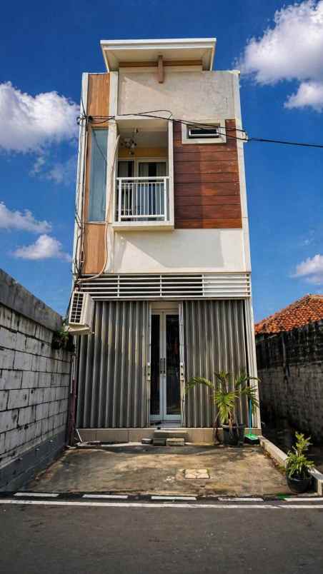 dijual ruko gudang kantor ciracas