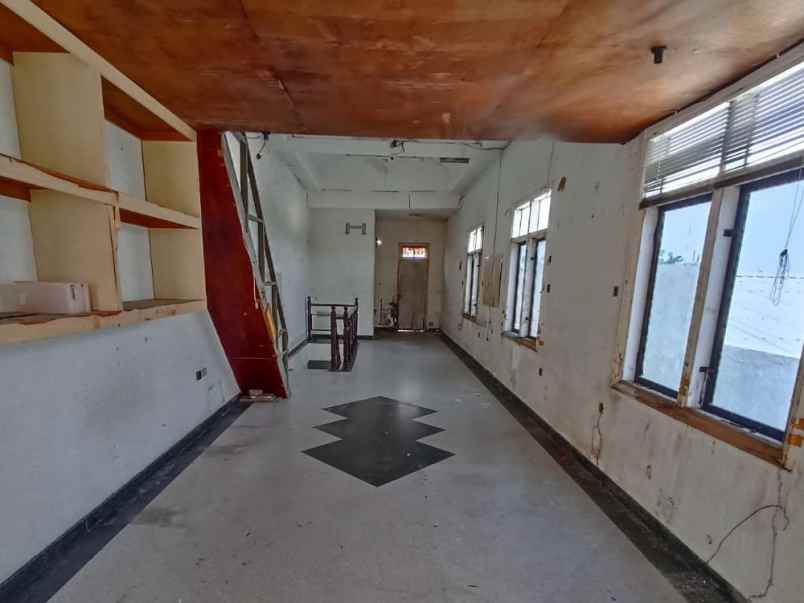 dijual ruko gudang kantor darmo permai utara