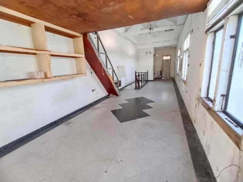 dijual ruko gudang kantor darmo permai utara