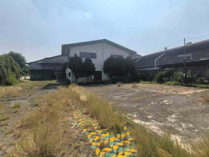 dijual ruko gudang kantor jalan raya setu
