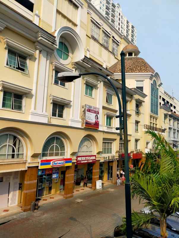 dijual ruko gudang kantor jl letjen soepeno permata