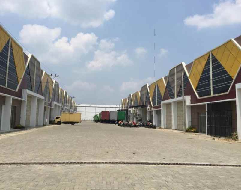 dijual ruko gudang kantor mega trans center ujung