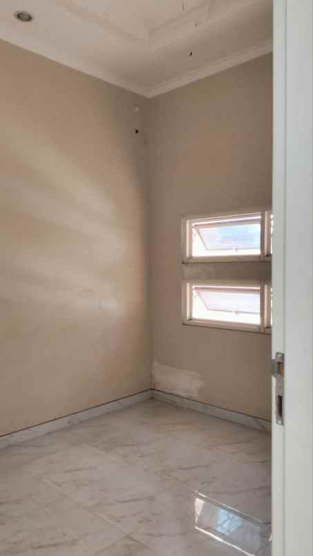 dijual ruko gudang kantor plaza segi 8