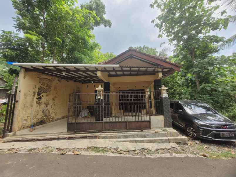 dijual rumah 1 lantai di sleman