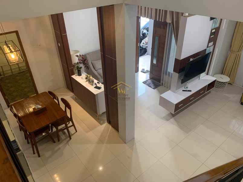 dijual rumah 2 lantai dekat dengan pusat kota jogja