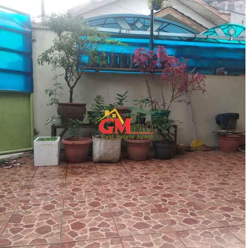 dijual rumah 2 lantai di moh toha kota bandung