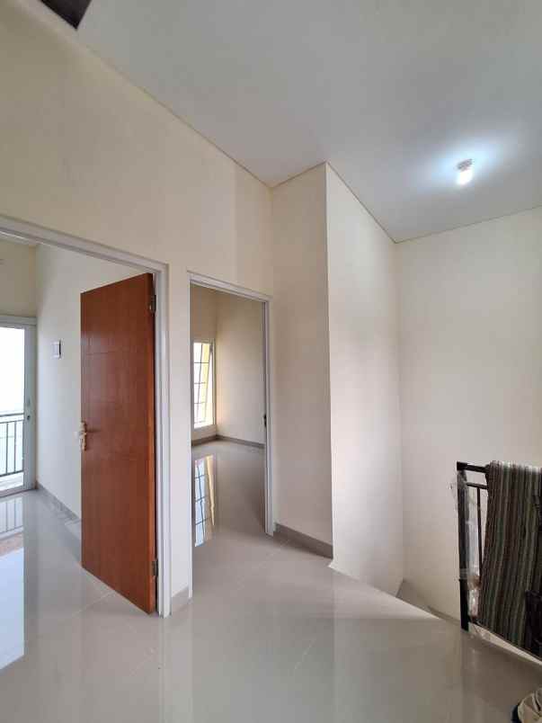 dijual rumah abdul gani raya