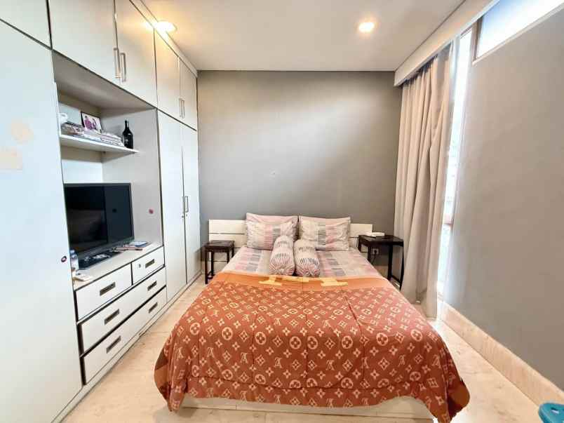 dijual rumah ampera cilandak timur