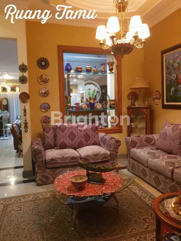 dijual rumah araya 1