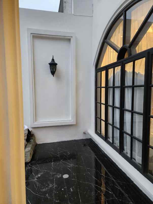 dijual rumah arcamanik