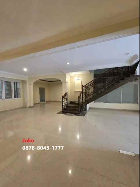 dijual rumah asem baris