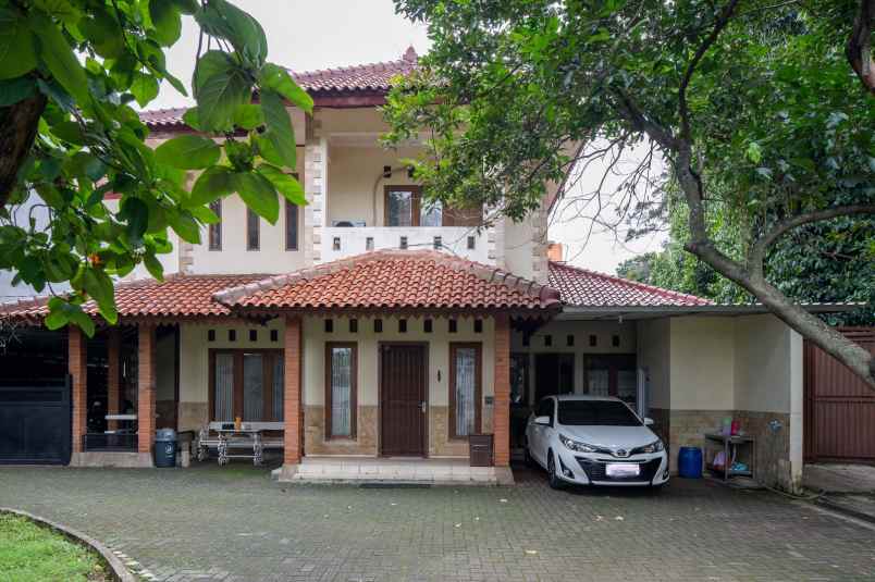 dijual rumah asri jl m kafi 1 ciganjur jak sel