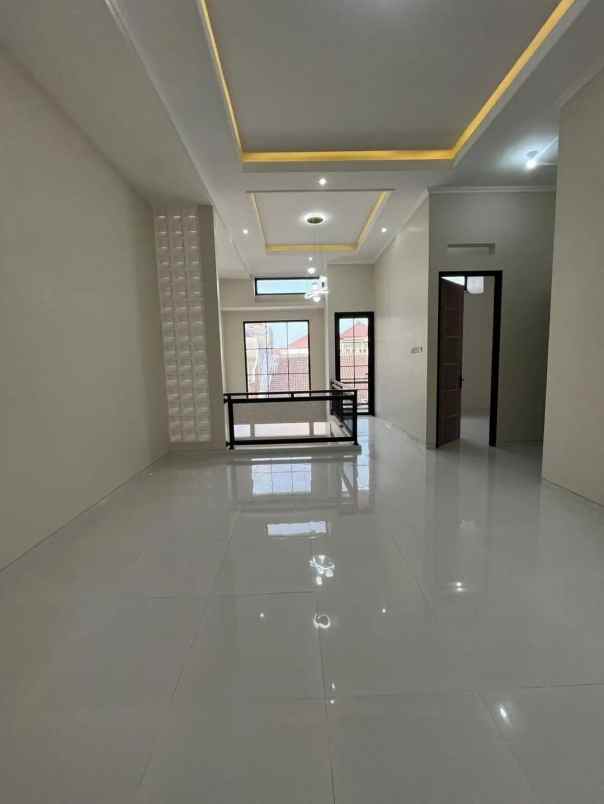 dijual rumah asrikaton pakis malang