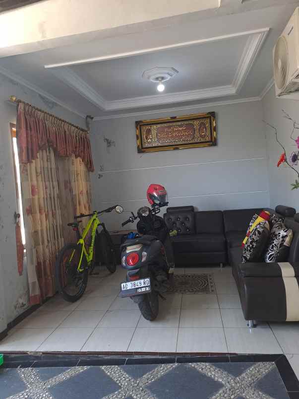 dijual rumah atas nama sendiri