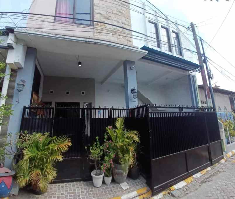 dijual rumah babatan indah wiyung