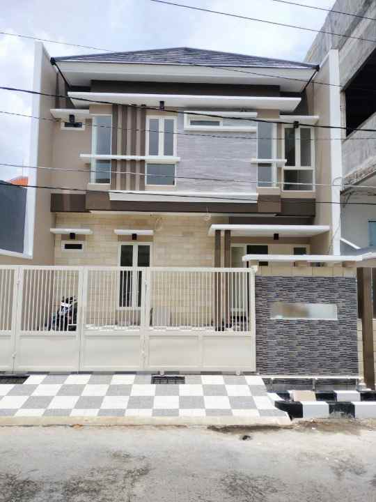 dijual rumah babatan pantai timur