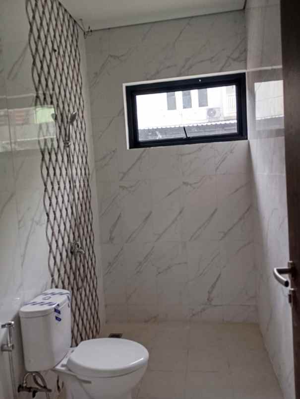 dijual rumah bangun cipta sarana bcs