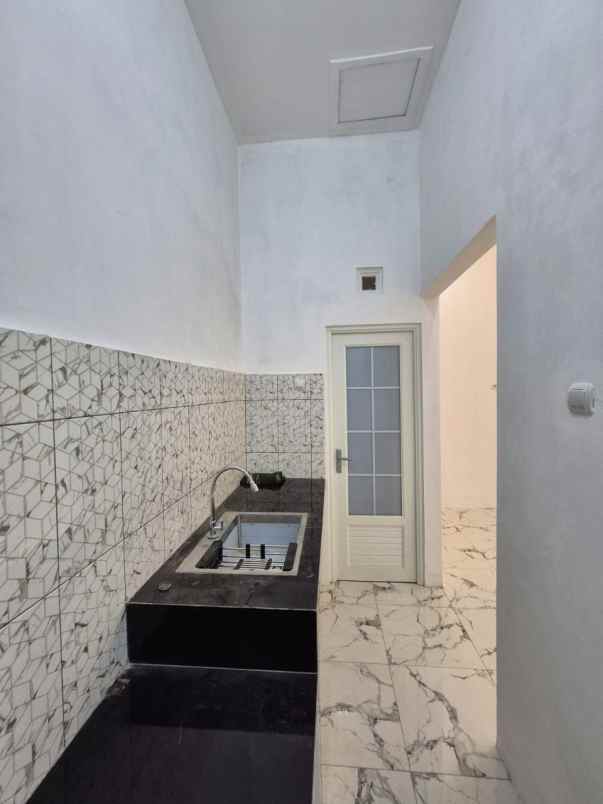 dijual rumah banyumanik semarang jawa