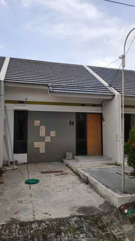 dijual rumah baru pps gresik