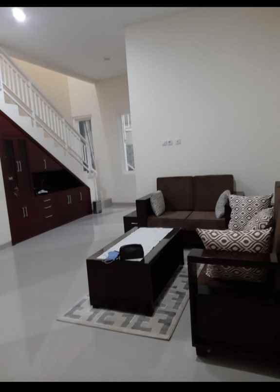 dijual rumah baruk rungkut surabaya