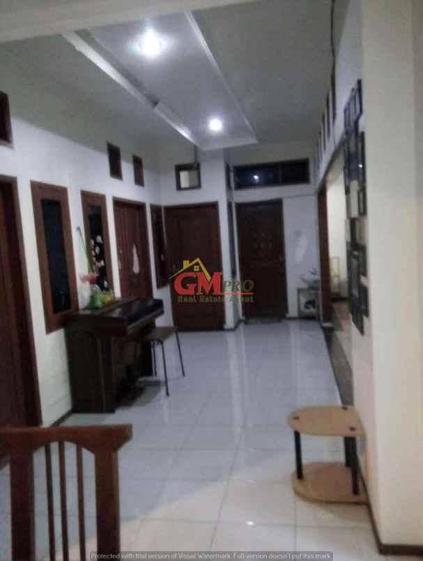 dijual rumah batu mas