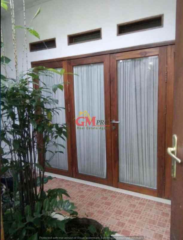 dijual rumah batu mas