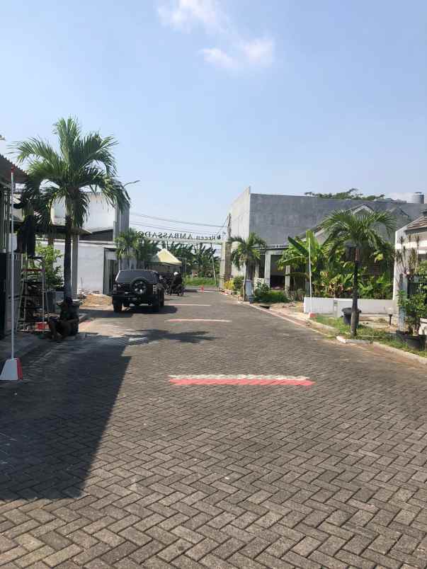 dijual rumah benowo