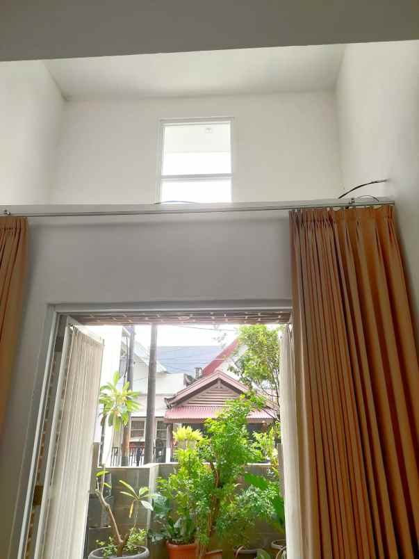 dijual rumah bintaro