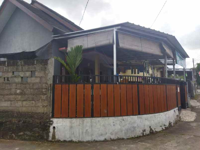 dijual rumah blekik sardonoharjo kec