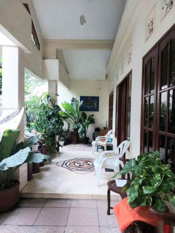 dijual rumah bratang binangun