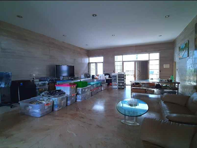 dijual rumah bukit golf mediterania