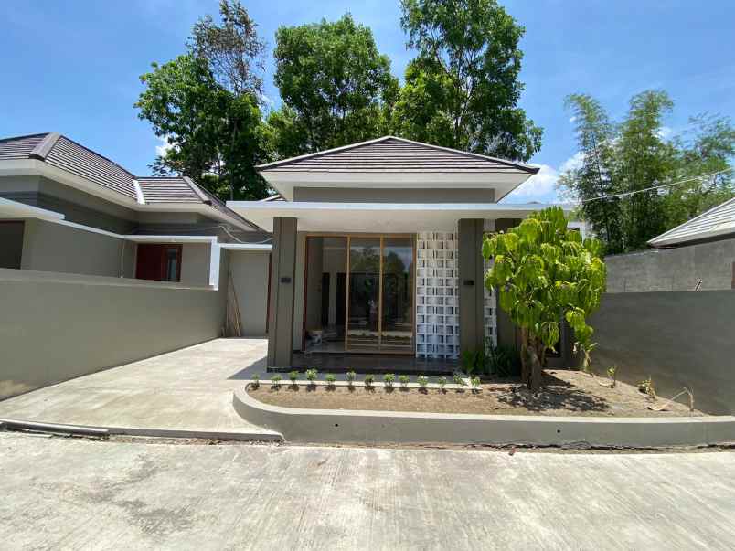 dijual rumah bulusawit sambiroto