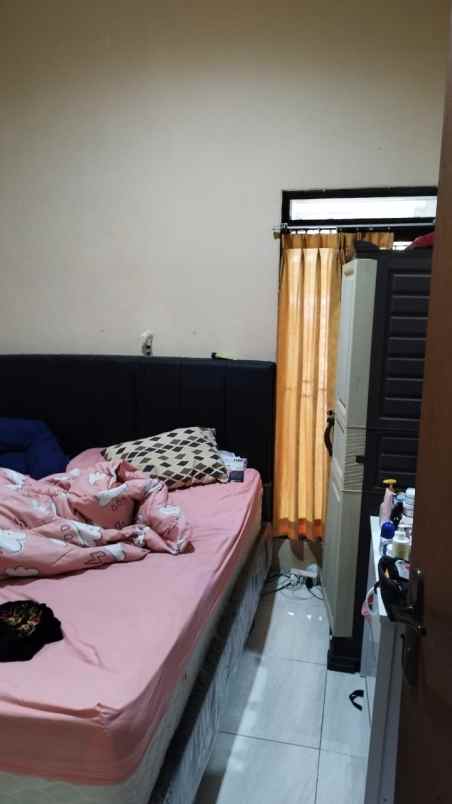 dijual rumah bumi adipura