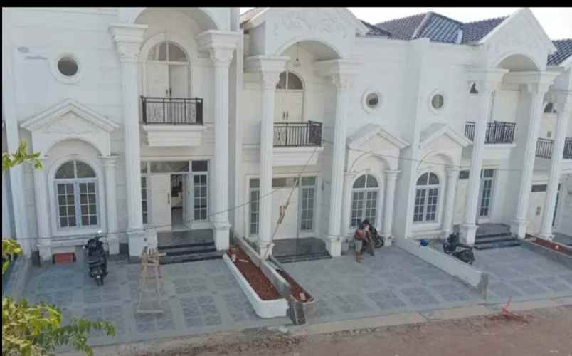 dijual rumah cantik modern classik dua lantai