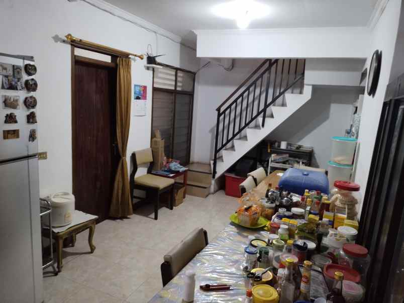 dijual rumah cempaka putih