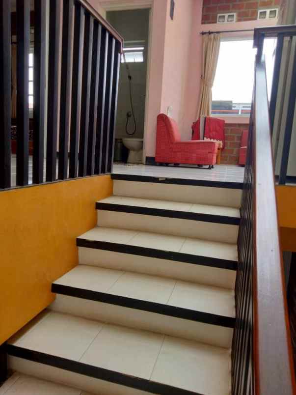 dijual rumah ciganitri