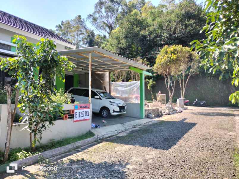 dijual rumah cihanjuang