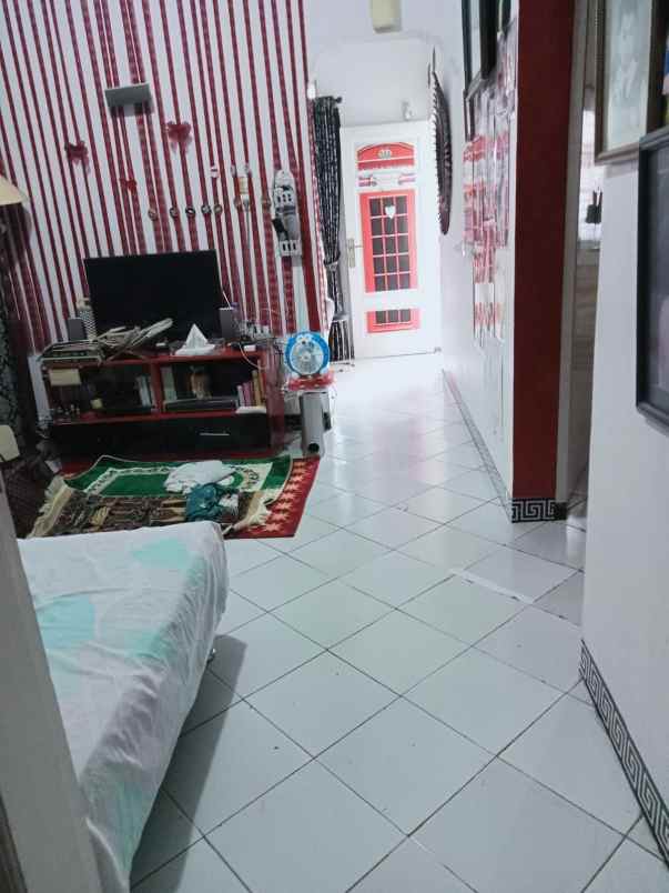 dijual rumah cipager n somawinata