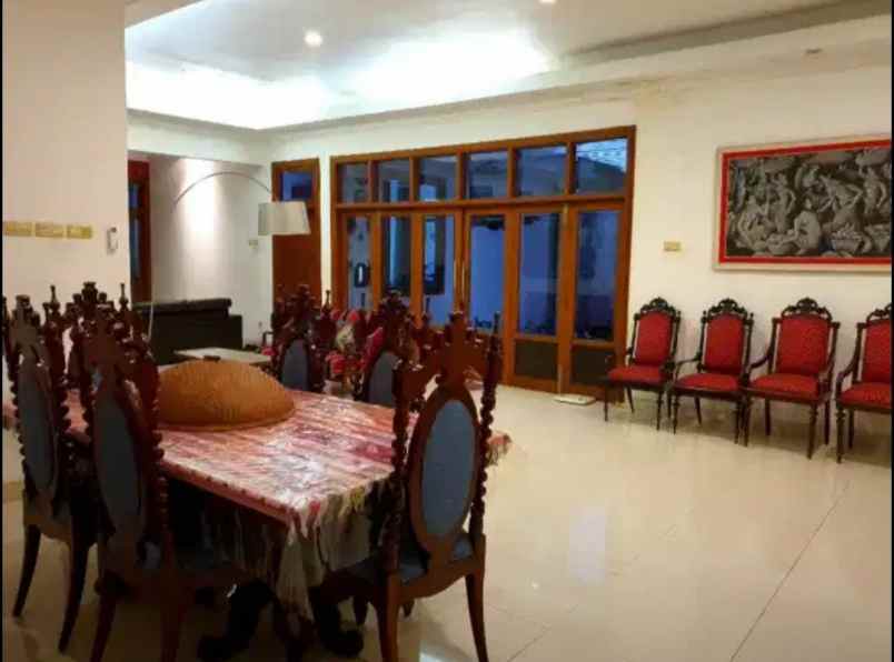 dijual rumah cipete selatan