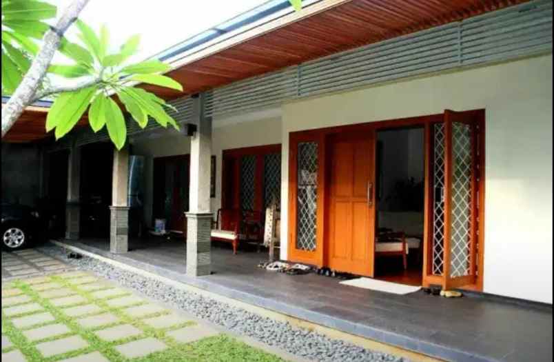 dijual rumah cipete selatan