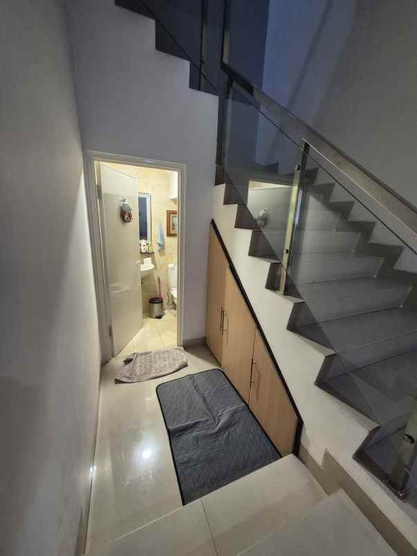 dijual rumah citra 2 ext