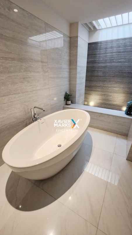 dijual rumah citraland