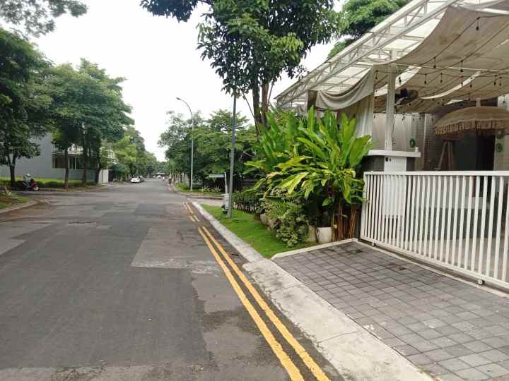 dijual rumah citraland eastwood